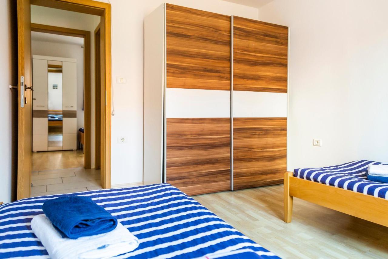 Sunny Old Town Apartment Koper Bagian luar foto